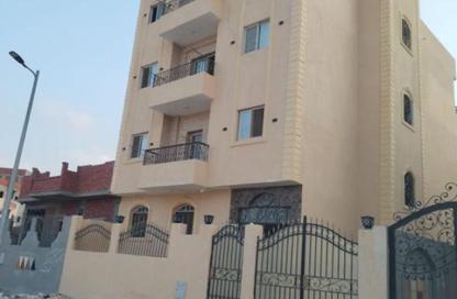 Whole Building - 3 Bedrooms - 2 Bathrooms for sale in Neighborhood 74 - 10th of Ramadan City - Sharqia