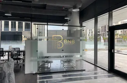 مساحات مكتبية - 4 غرف نوم - 2 حمامات للايجار في ايستاون - كمبوندات التجمع الخامس - التجمع الخامس - مدينة القاهرة الجديدة - القاهرة