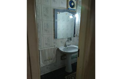 Apartment - 3 Bedrooms - 2 Bathrooms for sale in Mohamed Abd Al Haleem Abd Allah St. - 6th Zone - Nasr City - Cairo