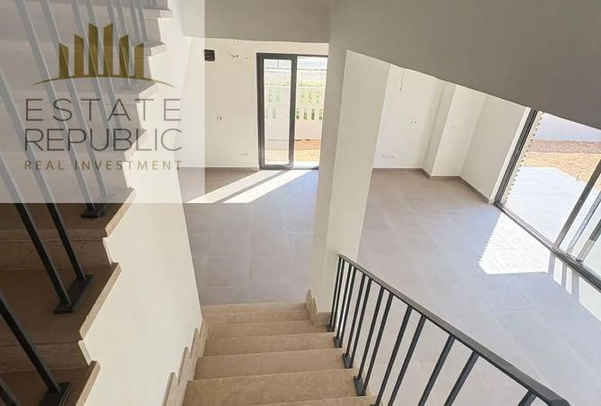 8490200 - Property Main Image