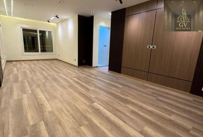 73762033 - Property Image 2