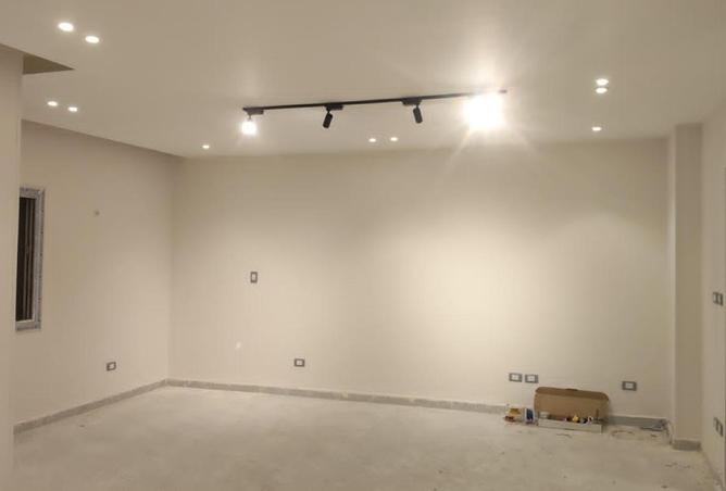 62399780 - Property Main Image