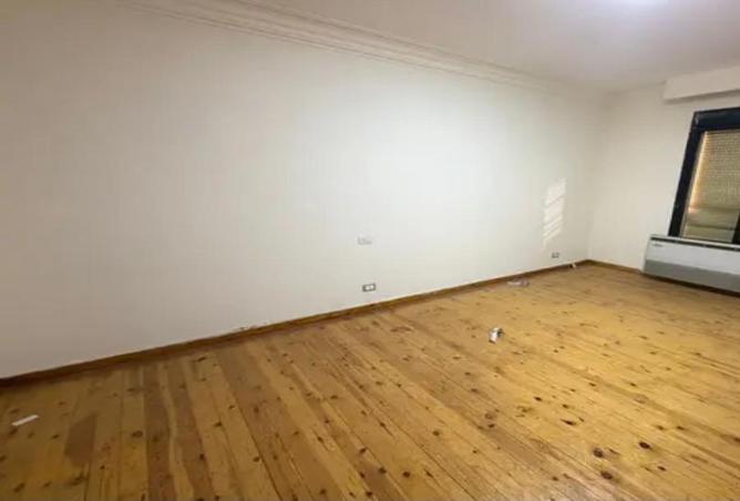 8631868 - Property Image 3