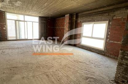 Townhouse - 3 Bedrooms - 4 Bathrooms for sale in Mountain View iCity - 5th Settlement Compounds - The 5th Settlement - New Cairo City - Cairo