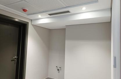 Clinic - Studio - 2 Bathrooms for sale in New Giza - Cairo Alexandria Desert Road - 6 October City - Giza