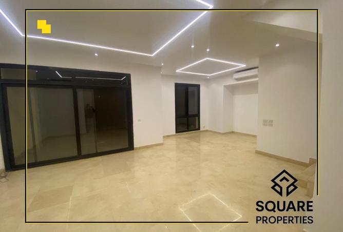 8592305 - Property Image 2