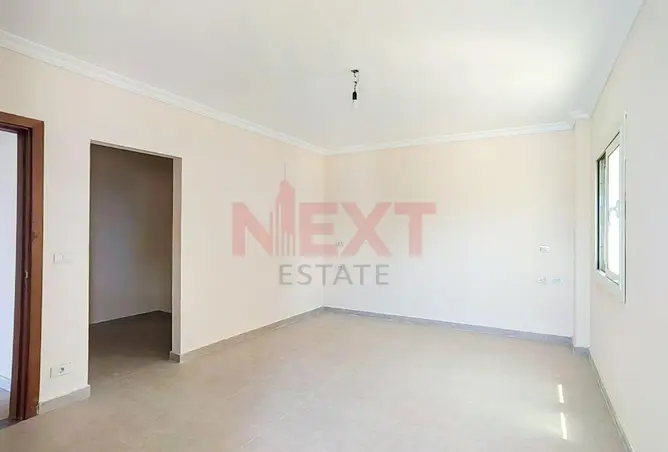 111608928 - Property Image 3