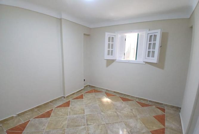 102918231 - Property Image 2
