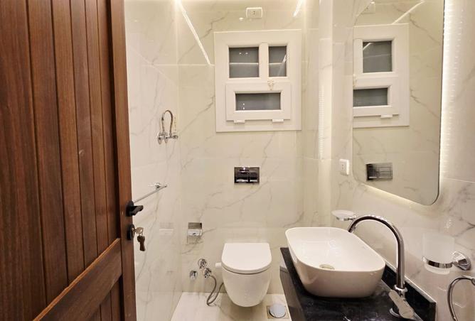 104043258 - Property Image 3