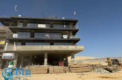 Office Space - 3 Bedrooms - 2 Bathrooms for sale in New Giza - Cairo Alexandria Desert Road - 6 October City - Giza