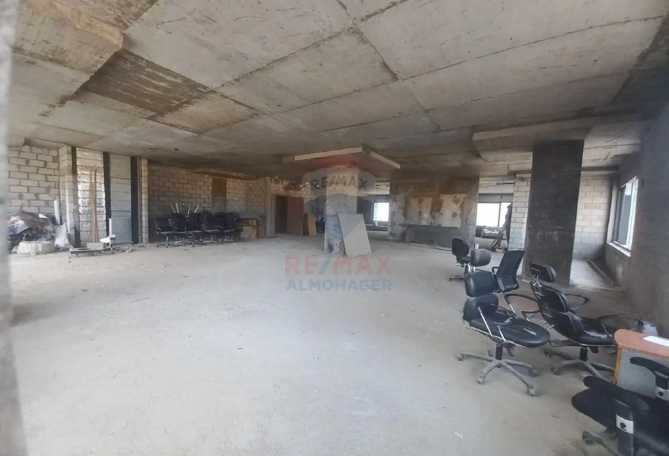83136733 - Property Main Image