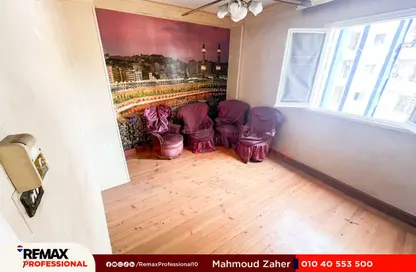 دوبلكس - 5 غرف نوم - 3 حمامات للبيع في شارع الفتح - جناكليس - حي شرق - الاسكندرية