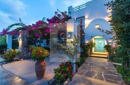 Chalet - 2 Bedrooms - 2 Bathrooms for sale in Mountain View - Ras Al Hekma - North Coast