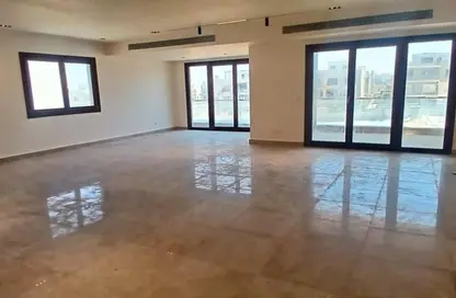 دوبلكس - 3 غرف نوم - 3 حمامات للبيع في بيراميدز هايتس - طريق مصر اسكندرية الصحراوي - مدينة 6 أكتوبر - الجيزة