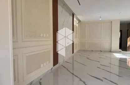 Villa - 5 Bedrooms - 5 Bathrooms for sale in Mountain View Hyde Park - 5th Settlement Compounds - The 5th Settlement - New Cairo City - Cairo