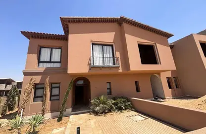 Townhouse - 3 Bedrooms - 4 Bathrooms for sale in Village West - Sheikh Zayed Compounds - Sheikh Zayed City - Giza