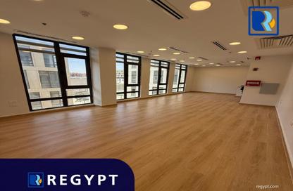 مساحات مكتبية - استوديو - 1 حمام للايجار في ديستريكت 5 - كمبوندات التجمع الخامس - التجمع الخامس - مدينة القاهرة الجديدة - القاهرة