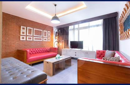 Apartment - 3 Bedrooms - 2 Bathrooms for sale in Abdel Moneim Al Dalel St. - Tharwat - Hay Sharq - Alexandria