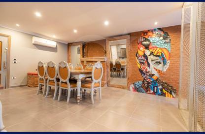 Apartment - 3 Bedrooms - 2 Bathrooms for sale in Abdel Moneim Al Dalel St. - Tharwat - Hay Sharq - Alexandria