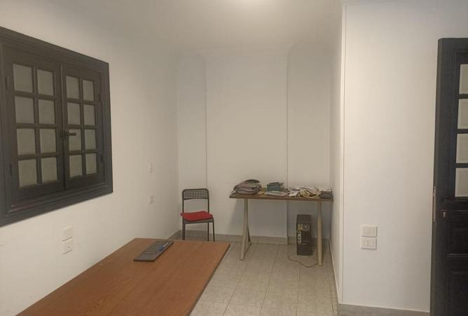 2OiSZzklrhw - Property Image 3