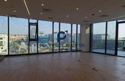 Office Space - Studio - 1 Bathroom for rent in Central Avenue - 2nd District - Sheikh Zayed City - Giza