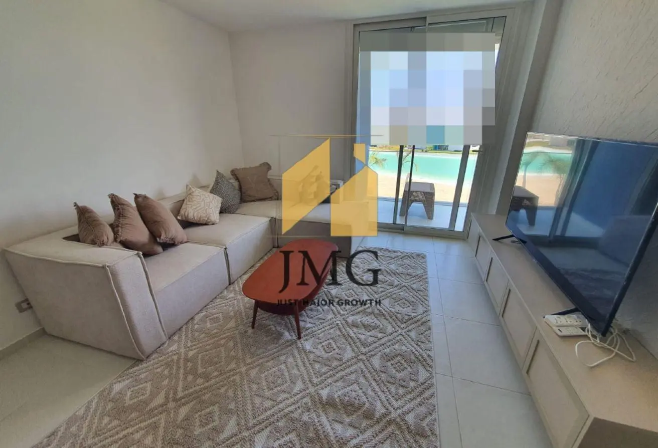 98010624 - Property Main Image
