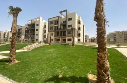 Apartment - 2 Bedrooms - 2 Bathrooms for sale in Moon Residences - Fifth Square - The 5th Settlement - New Cairo City - Cairo