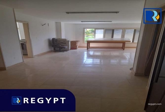 74304697 - Property Image 2