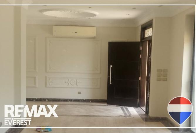 8521533 - Property Image 3