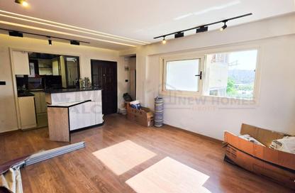 Apartment - 2 Bedrooms - 1 Bathroom for sale in Smouha - Hay Sharq - Alexandria Apartment - 2 Bedrooms - 1 Bathroom for sale in Smouha - Hay Sharq - Alexandria