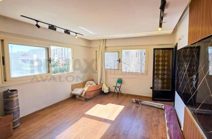 Apartment - 2 Bedrooms - 1 Bathroom for sale in Smouha - Hay Sharq - Alexandria