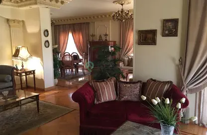 شقة - 3 غرف نوم - 2 حمامات للبيع في شارع دكتور ياسين عبد الغفار - المنطقة ج - حى جنوب الاكايمية - مدينة القاهرة الجديدة - القاهرة