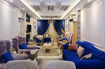 Apartment - 3 Bedrooms - 3 Bathrooms for sale in Smouha - Hay Sharq - Alexandria