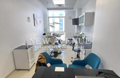 عيادة - 2 غرف نوم - 2 حمامات للبيع في ميديكال بارك بريميير - كمبوندات التجمع الخامس - التجمع الخامس - مدينة القاهرة الجديدة - القاهرة