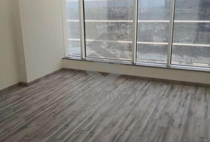 99804354 - Property Image 2
