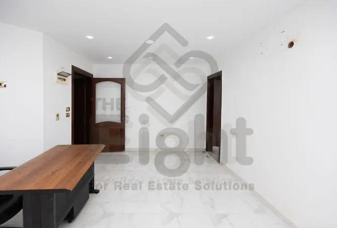 100929984 - Property Image 2