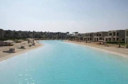Chalet - 2 Bedrooms - 2 Bathrooms for sale in Azha - Al Ain Al Sokhna - Suez
