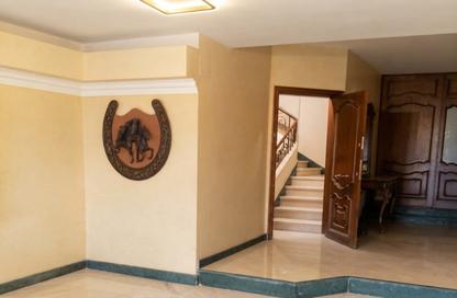Apartment - 4 Bedrooms - 2 Bathrooms for sale in Moez Al Dawla St. - 6th Zone - Nasr City - Cairo