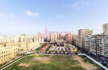 شقة - 2 غرف نوم - 1 حمام للبيع في شارع الاقبال - لوران - حي شرق - الاسكندرية