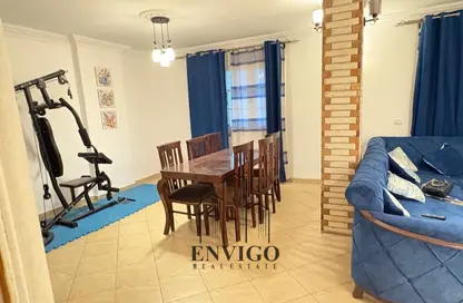 شقة - 2 غرف نوم - 1 حمام للبيع في شارع صقر قريش - شيراتون المطار - النزهة - القاهرة