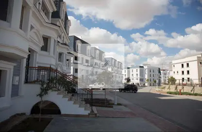 iVilla - 3 Bedrooms - 4 Bathrooms for sale in Mountain View iCity October - 6 October Compounds - 6 October City - Giza