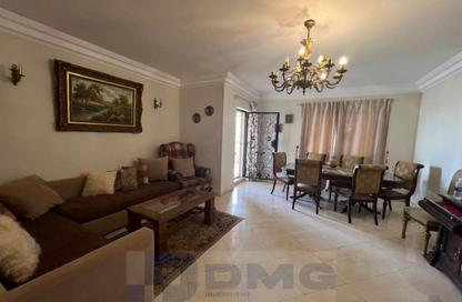 سطح - 2 غرف نوم - 1 حمام للايجار في حدائق المهندسين - الحي الرابع - الشيخ زايد - الجيزة