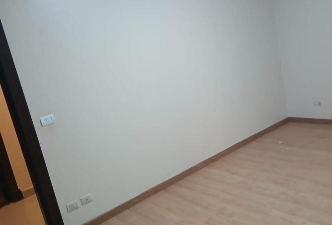 8709971 - Property Image 2