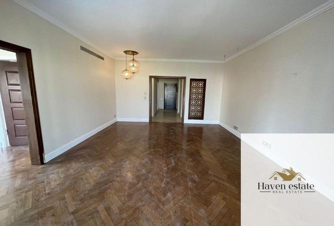 2OjFieKYA0e - Property Main Image