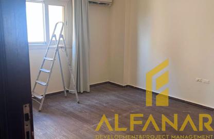 Apartment - 2 - 3 for sale in Omar Khorshid St. - El Banafseg 10 - El Banafseg - New Cairo City - Cairo