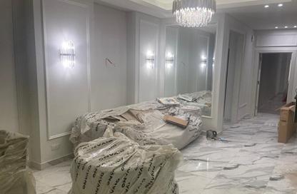 Apartment - 3 Bedrooms - 3 Bathrooms for sale in Area E - Ganoob El Acadimia - New Cairo City - Cairo