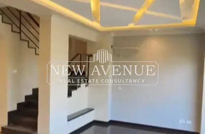 Townhouse - 3 Bedrooms - 3 Bathrooms for sale in Al Burouj Compound - El Shorouk Compounds - Shorouk City - Cairo