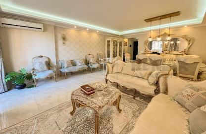 Apartment - 3 Bedrooms - 2 Bathrooms for sale in Mohamed Fawzy Moaz St. - Smouha - Hay Sharq - Alexandria
