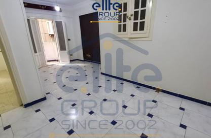 Apartment - 2 Bedrooms - 1 Bathroom for sale in Smouha - Hay Sharq - Alexandria