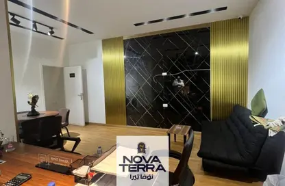 Office Space - 3 Bedrooms - 2 Bathrooms for rent in Beverly Hills - Sheikh Zayed Compounds - Sheikh Zayed City - Giza